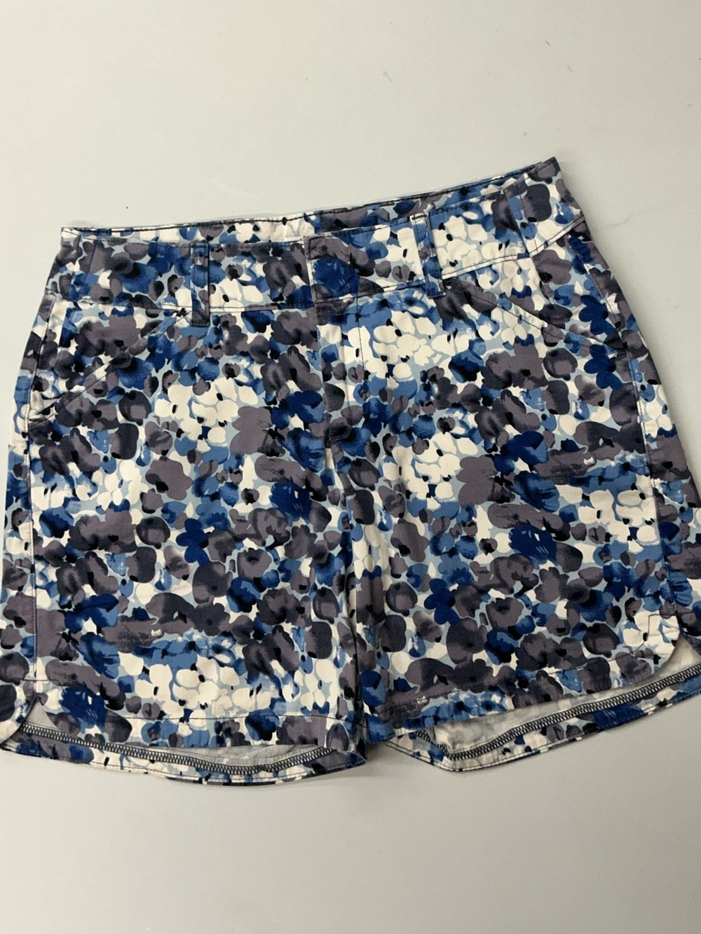 Lee Blue and Purple Floral Print Bermudas Size 9